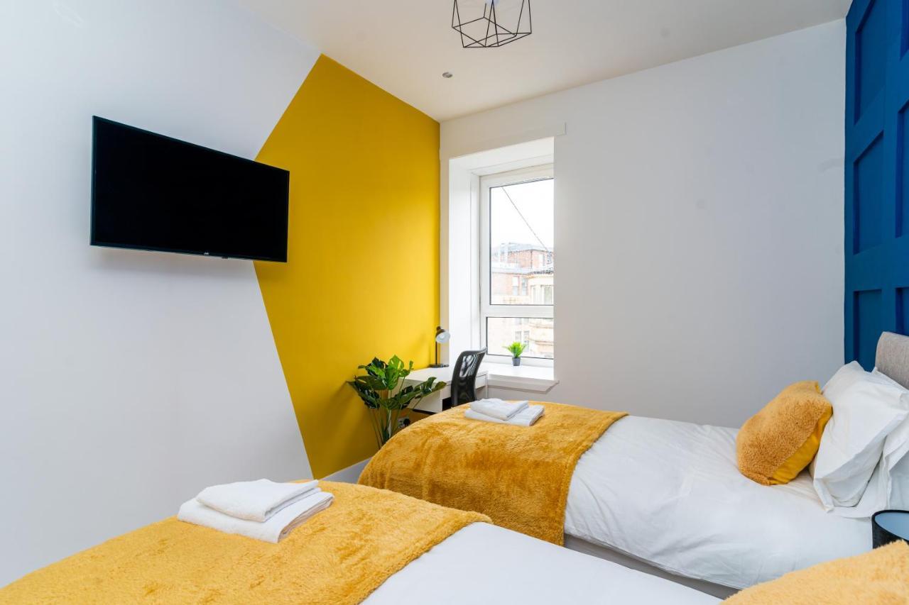 Cheerful 2 Bedroom Homely Apartment, Sleeps 6 Guest Comfy, 3X Double Bed, Parking, Free Wifi, Suitable For Business, Leisure Guest,Glasgow, Glasgow West End, Near City Centre Экстерьер фото